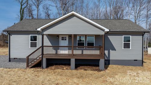 250 Old Lumber Yard Rd, Morganton, NC, 28655-7778 | Card Image