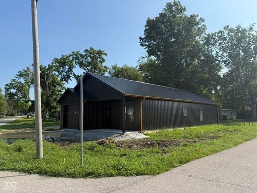 205 N Columbia St, Brazil, IN, 47834-1831 | Card Image