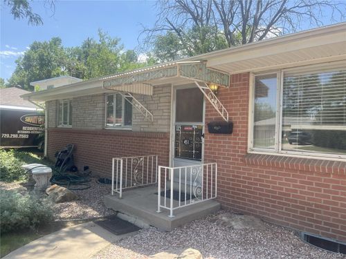 451 Lansing St, Aurora, CO, 80010-4612 | Card Image