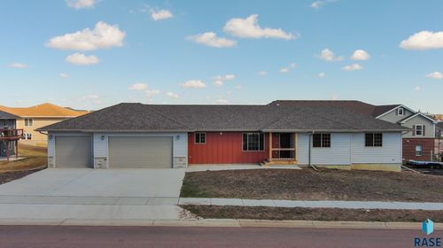 1182 Ruud Trl, Hartford, SD, 57033 | Card Image