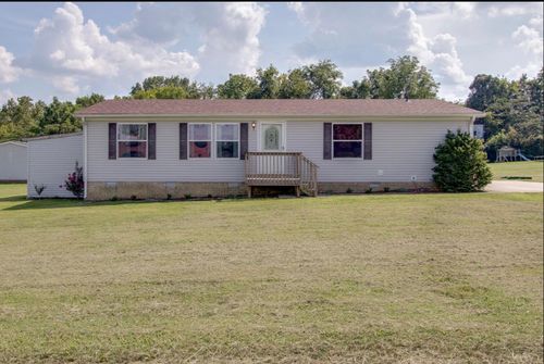 105 Southpark Cir, Gallatin, TN, 37066-5026 | Card Image