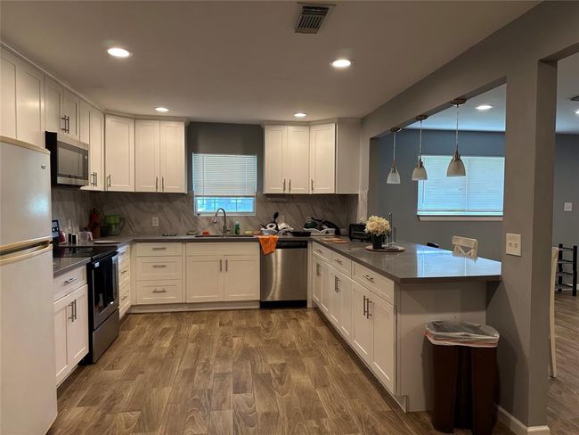 Part A kitchen | Image 20