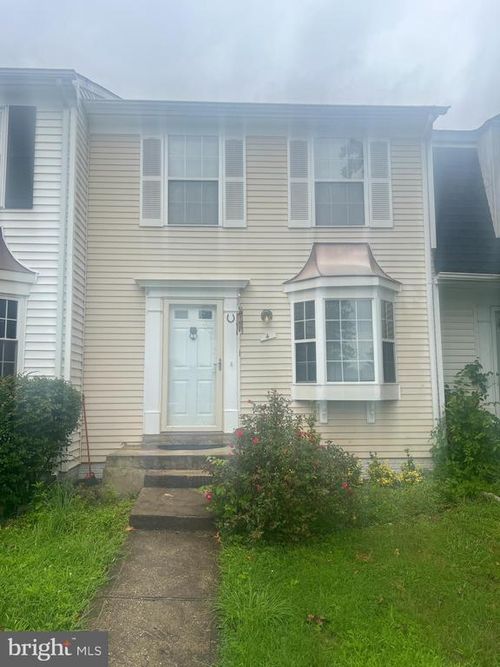 4 Harbert Ct, STERLING, VA, 20165-5770 | Card Image