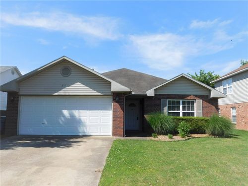 810 Tunbridge Dr, Bentonville, AR, 72712-3568 | Card Image