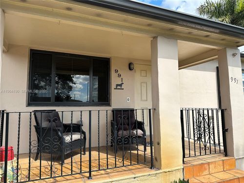 991 E 47th St, Hialeah, FL, 33013 | Card Image