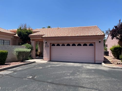 579 Cervantes Dr, Henderson, NV, 89014-4021 | Card Image