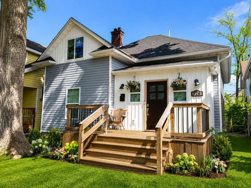 726 Reinhard Ave, Columbus, OH, 43206-2940 | Card Image