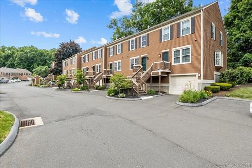 49-49 Foxbridge Village Rd, Branford, CT, 06405-2207 | Card Image