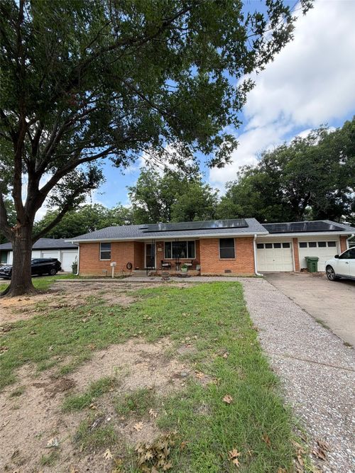 3615 Charles St, North Richland Hills, TX, 76180-1533 | Card Image