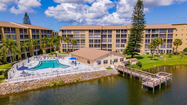 K327 - 3672 Lake Bayshore Dr, Condo with 2 bedrooms, 1 bathrooms and null parking in BRADENTON FL | Image 30