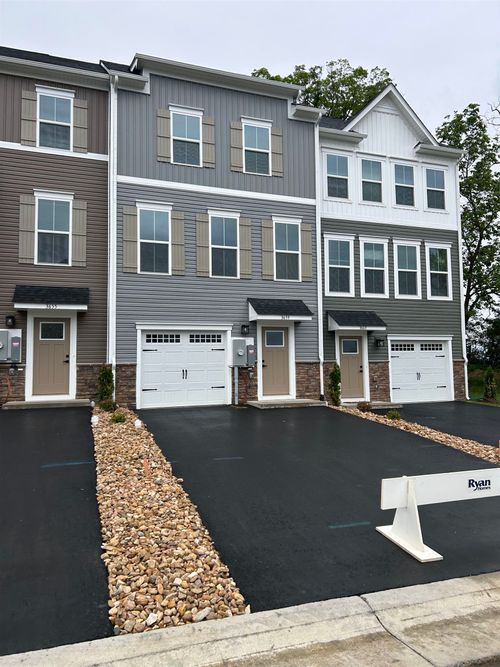 3659 Ponton Rd, ROCKINGHAM, VA, 22801-4167 | Card Image