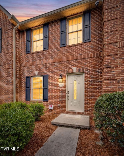 304-1709 Cherokee Rd, Johnson City, TN, 37604-7698 | Card Image
