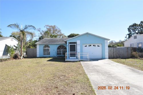 818 Gray St S, GULFPORT, FL, 33707-2453 | Card Image