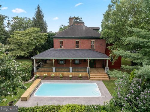 150 E Dutton Mill Rd, BROOKHAVEN, PA, 19015-1105 | Card Image