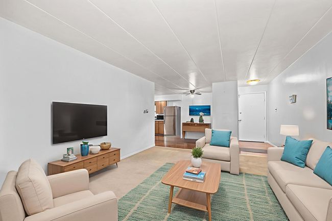 APT-1E - 18361 Glen Oak Ave, Condo with 2 bedrooms, 1 bathrooms and 1 parking in Lansing IL | Image 5