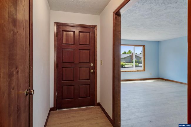 1679 Mistwood Dr Ne, House other with 3 bedrooms, 2 bathrooms and null parking in Keizer OR | Image 7