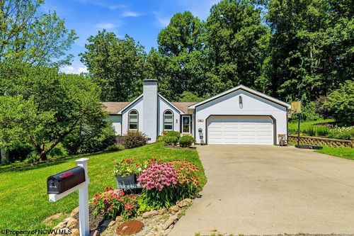 83 Oak Ridge Dr, Mount Clare, WV, 26408-4503 | Card Image