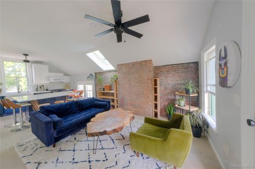 3-60 Bay View Ter, Newburgh, NY, 12550-6128 | Card Image
