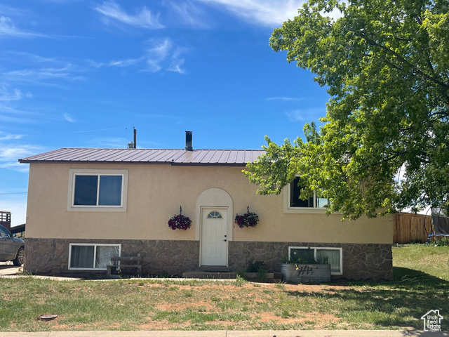 100 , Monticello, UT 84535