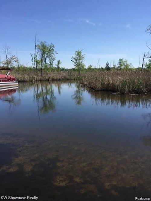 Vacant N Seager Drive, Commerce Charter Township, MI, 48390 | Card Image