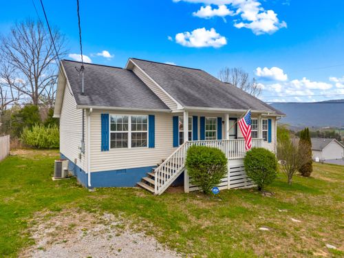 202 Sandy Cir, La Follette, TN, 37766-5446 | Card Image