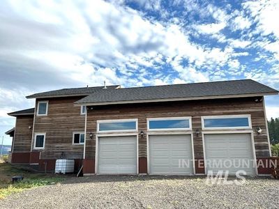 3713 Hwy 95, House other with 4 bedrooms, 4 bathrooms and 3 parking in New Meadows ID | Image 2