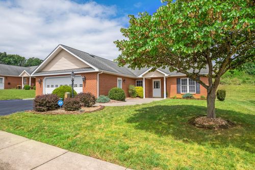 130 Red Oak Dr, STAUNTON, VA, 24401 | Card Image