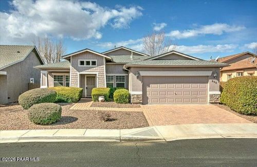 650 N Robles St, Dewey-Humboldt, AZ, 86327-7128 | Card Image