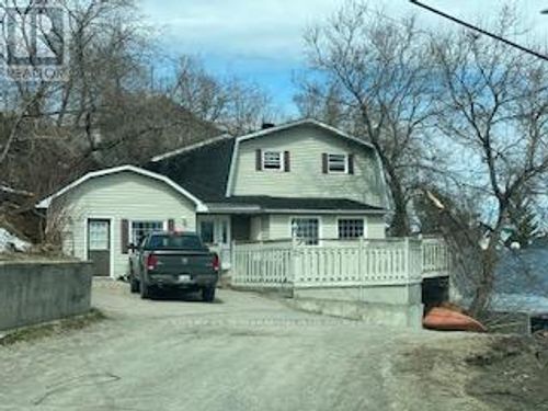 31 Grandview Ave, Cobalt, ON, P0J1C0 | Card Image