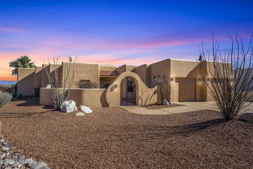 10052 Saragossa Ct, Las Cruces, NM, 88007-8964 | Card Image