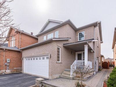 6900 Amour Terr, House other with 2 bedrooms, 2 bathrooms and 2 parking in Mississauga ON | Image 2