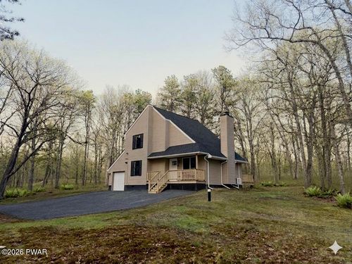 127 Vista Court, Bushkill, PA, 18324 | Card Image