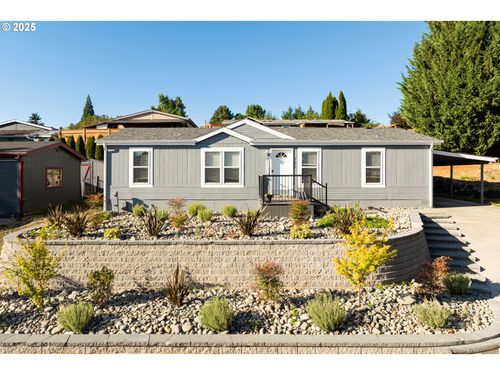 5606 Ne 68th St, Vancouver, WA, 98661-1065 | Card Image