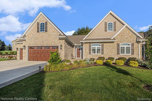 60 Fox Hollow Dr, Metamora, MI, 48455-9006 | Card Image