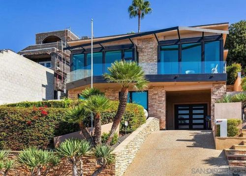 3515 Union St, San Diego, CA, 92103-4717 | Card Image