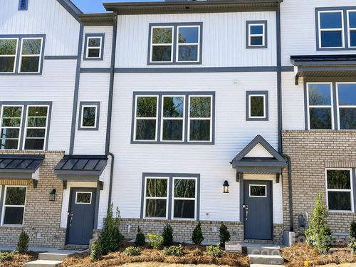 2332 Donnelly Hills Ln, Charlotte, NC, 28262-3881 | Card Image