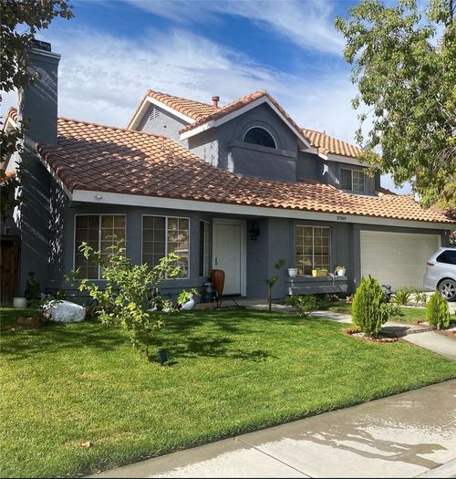 37109 Zinnia St, Palmdale, CA, 93550-7327 | Card Image