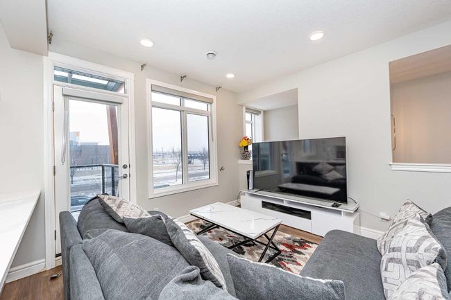 4661 Seton Dr Se, Townhouse with 3 bedrooms, 3 bathrooms and 1 parking in Calgary AB | Image 5
