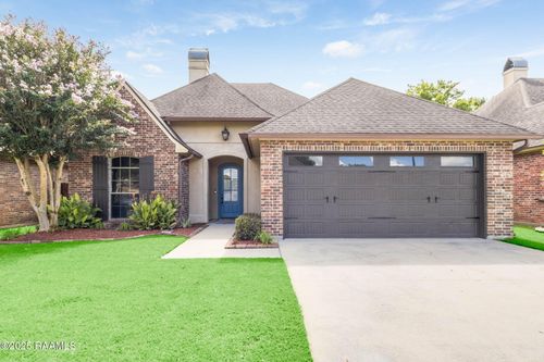 227 Cedar Grove Dr, Youngsville, LA, 70592-5853 | Card Image
