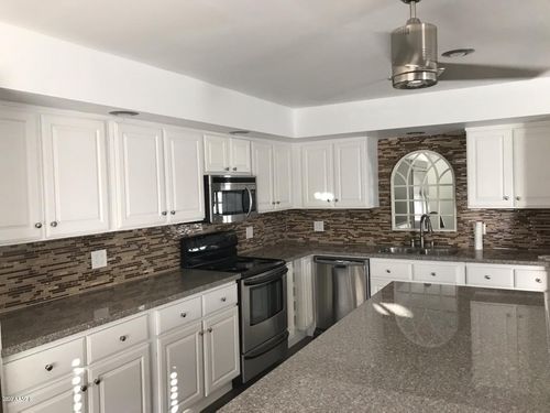 39-1500 W Rio Salado Parkway, Mesa, AZ, 85201 | Card Image
