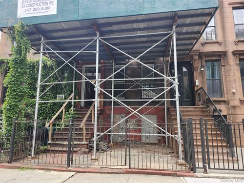 689 Greene Ave, Brooklyn, NY, 11221-1363 | Card Image