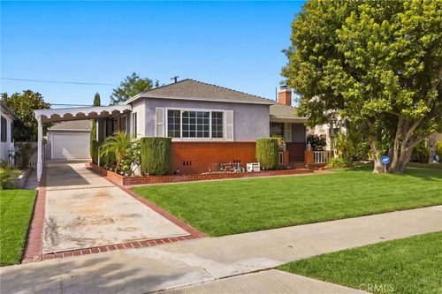 1717 N Pepper, Burbank, CA, 91505 | Card Image