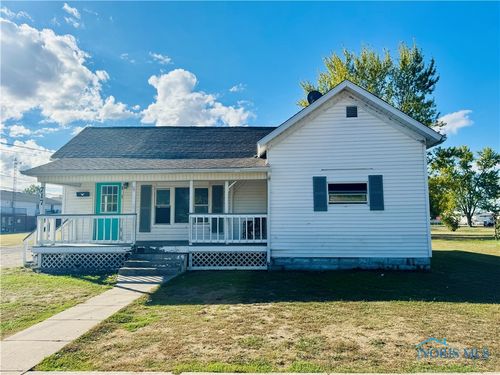 717 W Harrison St, Paulding, OH, 45879-1343 | Card Image