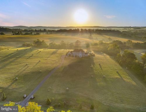 15124 Omega Ct, WATERFORD, VA, 20197-1656 | Card Image