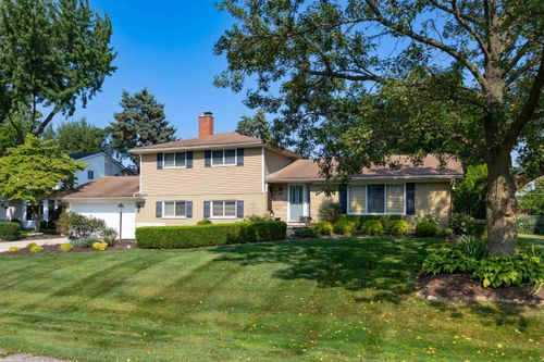 16480 Andover Ct, Clinton Township, MI, 48035-1100 | Card Image
