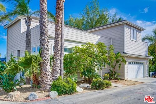  Cherokee, Topanga, CA, 90290 | Card Image