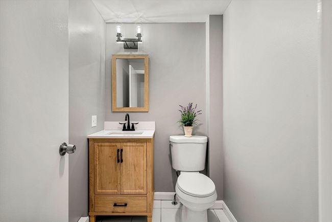 6 - 6 Grand Ave, Condo with 2 bedrooms, 2 bathrooms and 1 parking in Haverhill MA | Image 7