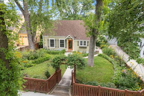 4604 W 39th St, Saint Louis Park, MN, 55416-4928 | Card Image