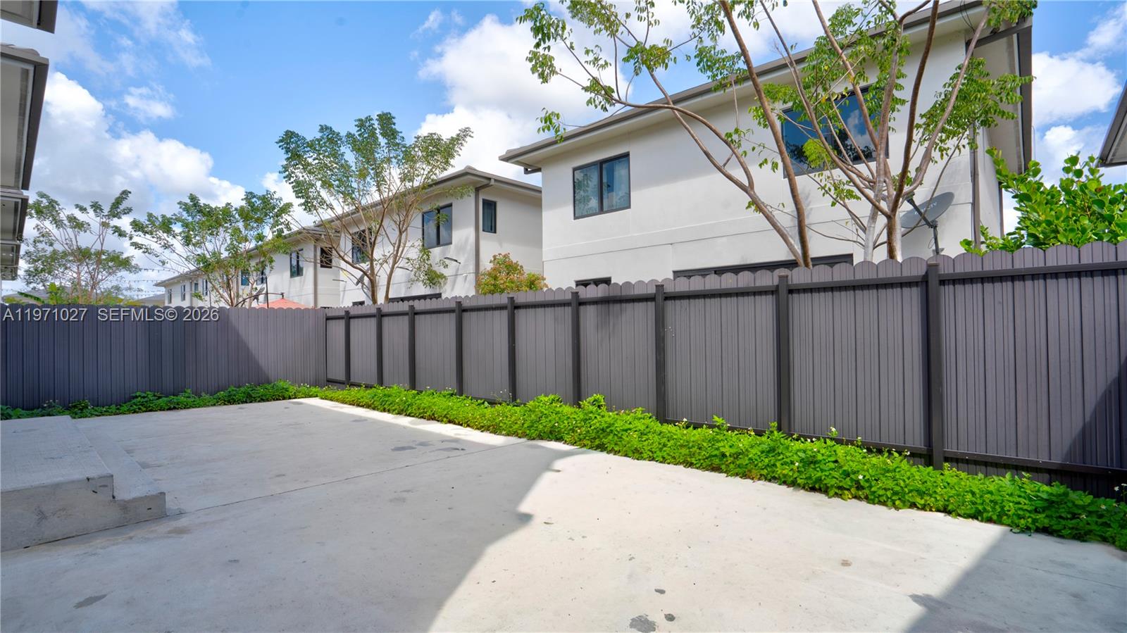 Residential in Florida City 5