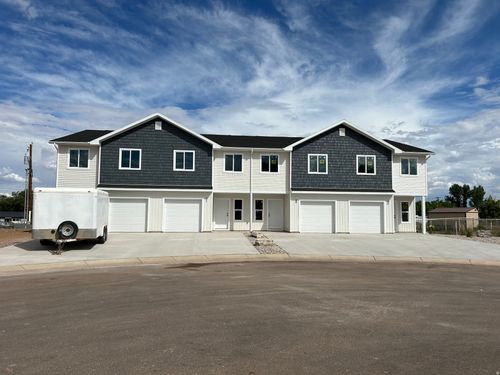 223-72 N 600 W, Roosevelt, UT, 84066 | Card Image